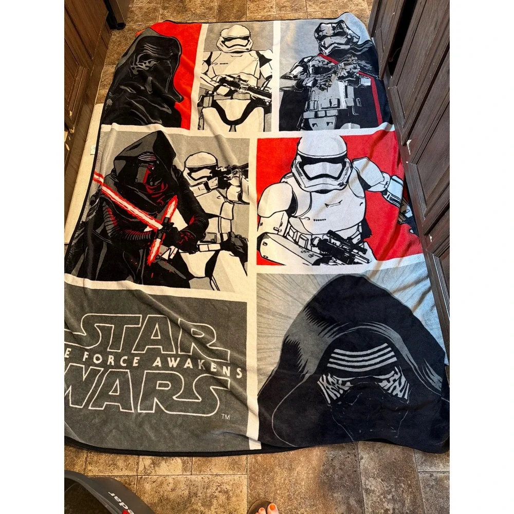 Star Wars The Force Awakens Kylo Ren Stormtrooper Fleece Throw Blanket Red Black